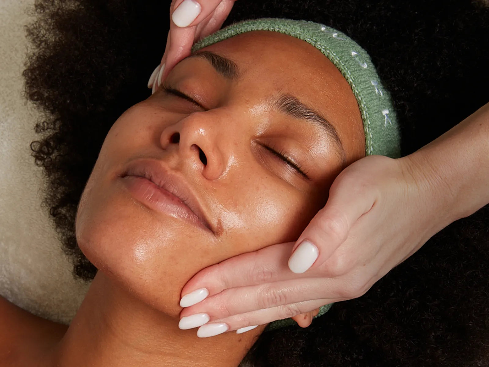 CLEAN + CONTOUR Facial
